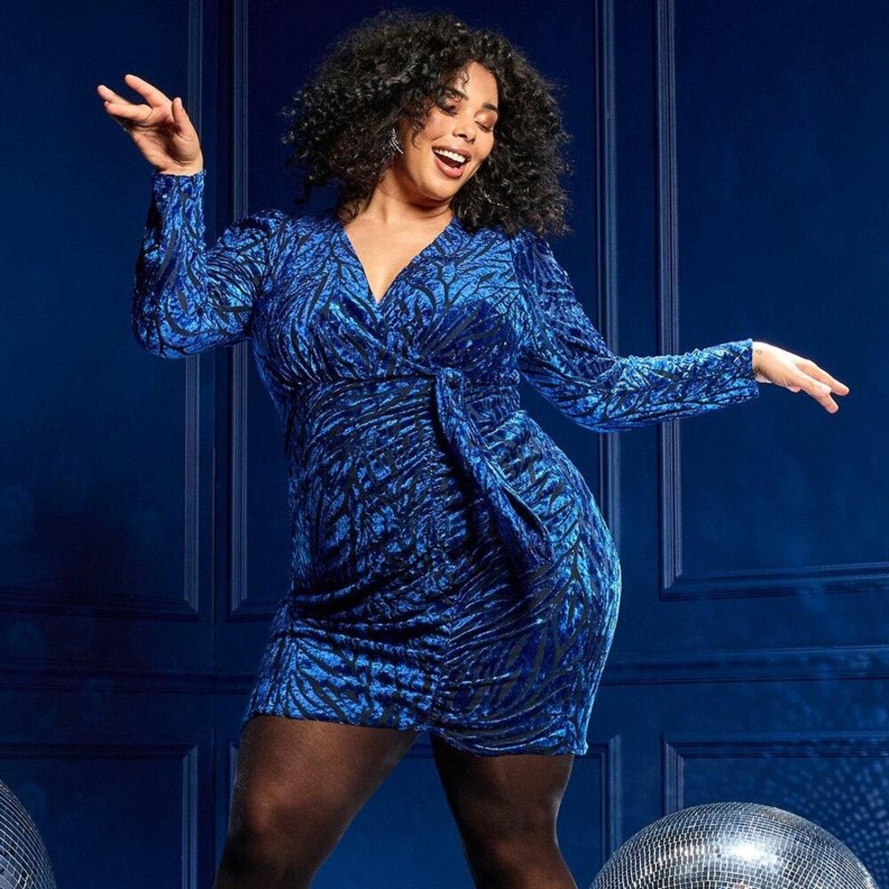 Torrid Womens Velvet Burnout Surplice Mini Dress Plus Sz 12 Whimsygoth Going Out